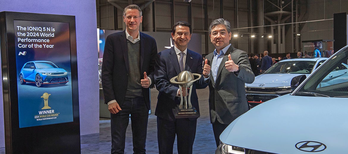 El Futuro es Eléctrico: IONIQ 5 N de Hyundai Brilla en los World Car Awards 2024